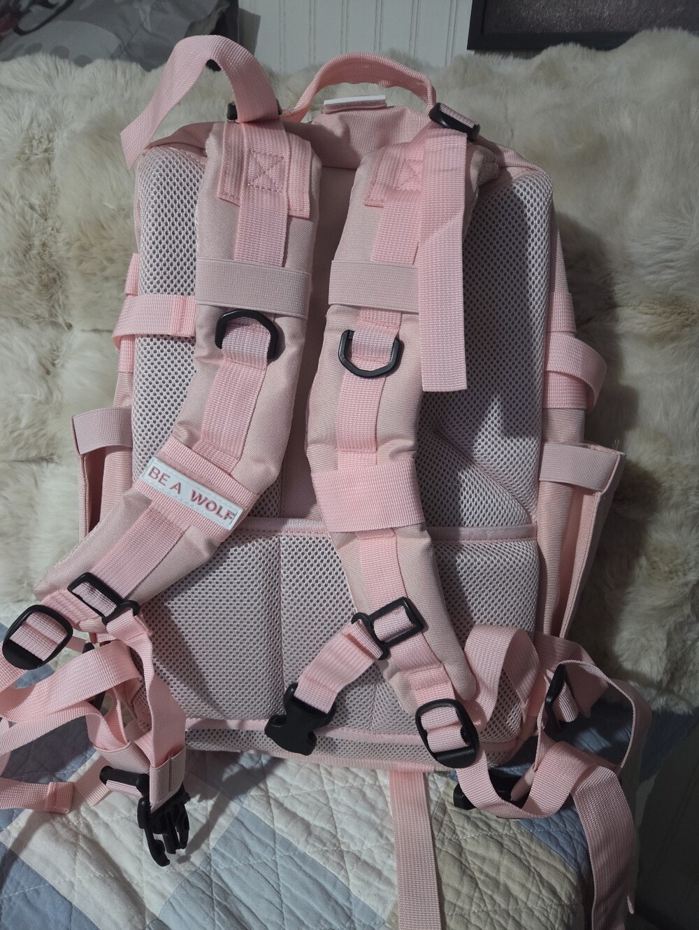 Wolfpak 35L Dream Pink Backpack - Picture 6 of 16
